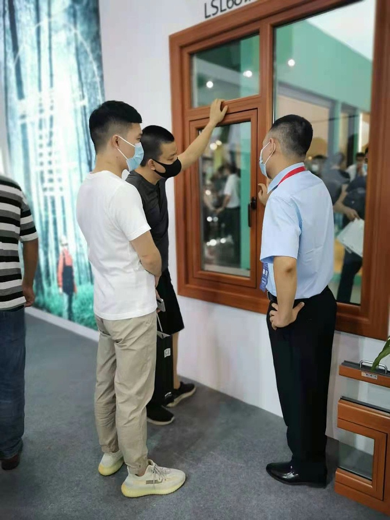 2021廣州建博會 | 樓上樓健康鋁木系統(tǒng)門窗精彩回顧！